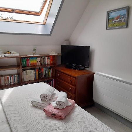 Chambre D'Hote Chez Maud Saint-Sauveur-Marville ภายนอก รูปภาพ
